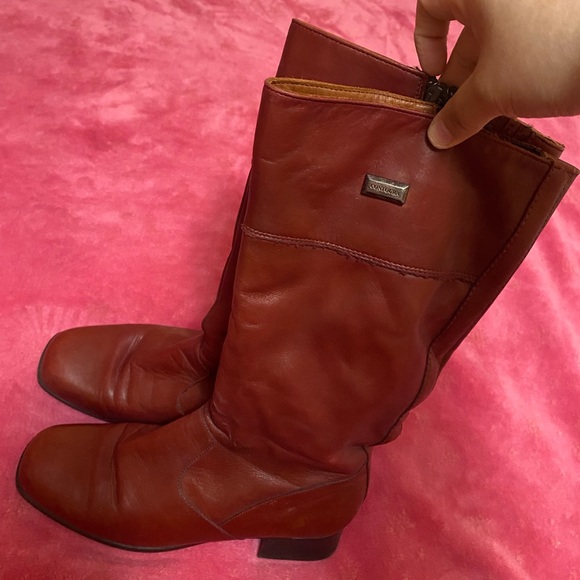 Boots, size 7 - Picture 1 of 3